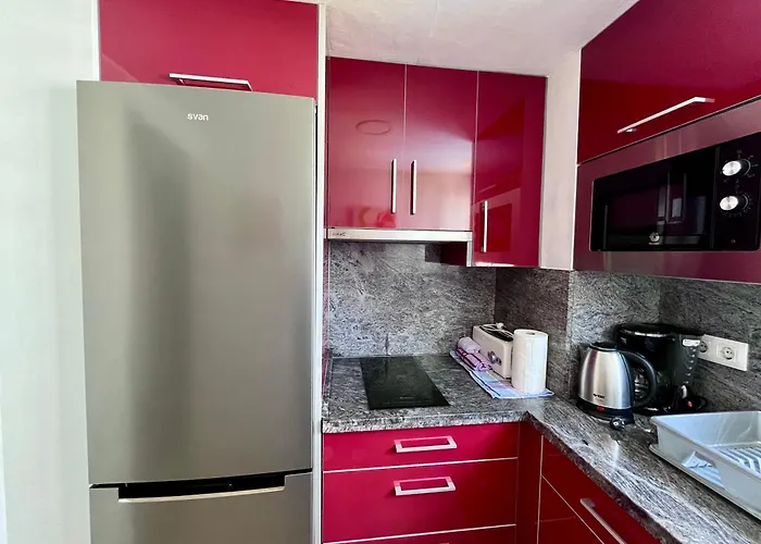 Frente Al Mar En Con Parking 4 Personas * 칼페