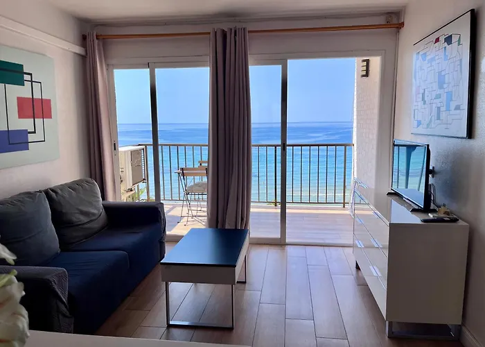 Frente Al Mar En Con Parking 4 Personas *